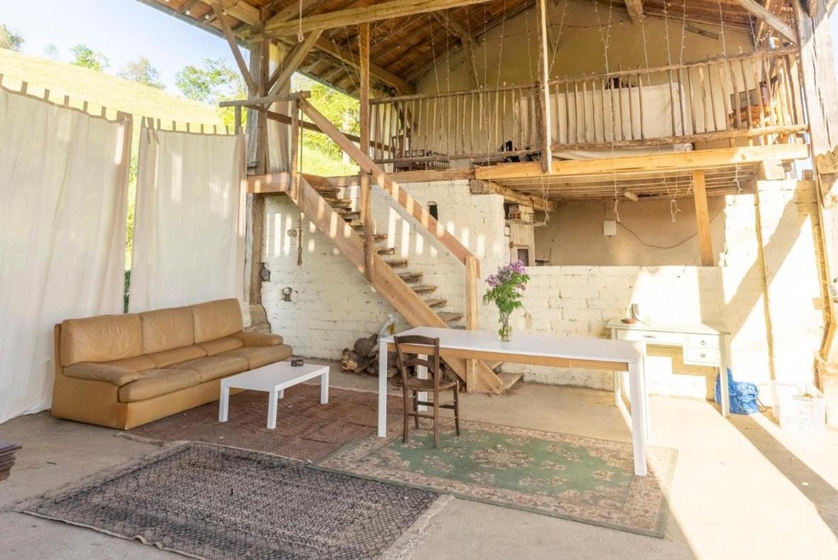 Ferme Renovee Βίλα Le Fossat Εξωτερικό φωτογραφία